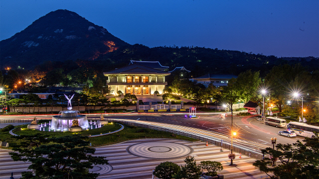 청와대 야간전경. 청와대재단 제공